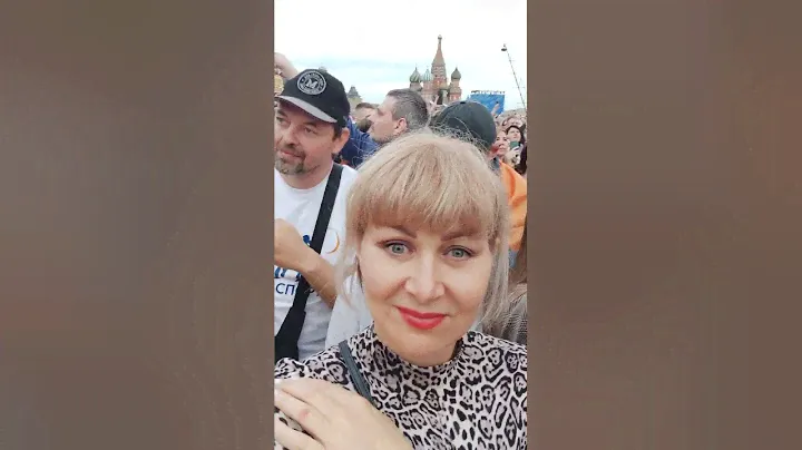 ФЛАГИ НАЦИОНАЛЬНО-ОСВОБОДИТЕЛЬНОГО ДВИЖЕНИЯ НА КРАСНОЙ ПЛОЩАДИ #москва #ПУТИН